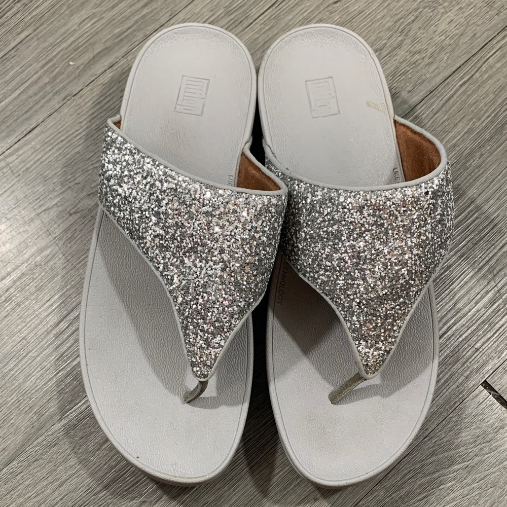 FitFlop LULU‎ Silver Glitter Toe-Post Sandals size 10